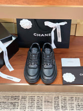 Load image into Gallery viewer, SE1624 Chanel Sneaker / Size5-10
