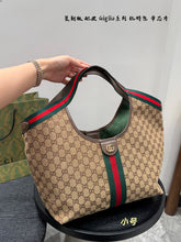Load image into Gallery viewer, GC738 Gucci Giglio Medium Tote Bag / 13x11.4x4.7inch
