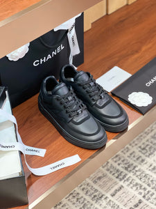 SE1624 Chanel Sneaker / Size5-10