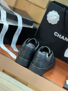 SE1624 Chanel Sneaker / Size5-10