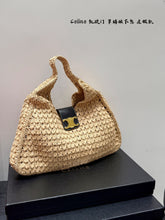 Load image into Gallery viewer, CL145 CABAS TRIANGLE IN RAFFIA / 16.5x8.6x2.4inch
