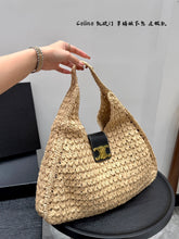Load image into Gallery viewer, CL145 CABAS TRIANGLE IN RAFFIA / 16.5x8.6x2.4inch
