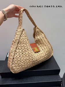 CL145 CABAS TRIANGLE IN RAFFIA / 16.5x8.6x2.4inch