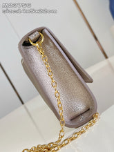 Load image into Gallery viewer, LB1197 Pochette Louise / 8.7 x 5.5 x 2 inches / HIGHEST QUALITY VERSION
