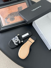 Load image into Gallery viewer, SE1626 Chanel Sneaker / Size5-10
