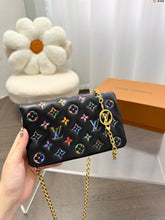 Load image into Gallery viewer, LB849 Pochette Coussin / 7.9 x 5.5 x 3.1 inches
