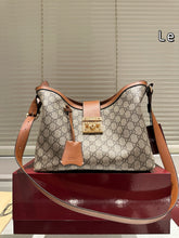 Load image into Gallery viewer, GC737 Padlock Hobo Bag / 11x9x3.9inch
