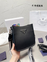 Load image into Gallery viewer, PD249 Leather Mini Shoulder Bag / 7.8x7.5x2.3in
