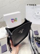 Load image into Gallery viewer, PD249 Leather Mini Shoulder Bag / 7.8x7.5x2.3in
