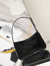 Load image into Gallery viewer, YSK488 YSL Le 5 à 7 Bag / HIGHEST QUALITY VERSION / 25×14×6cm
