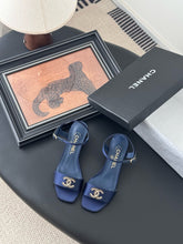 Load image into Gallery viewer, SE1628 Chanel Sandals / Size5-10
