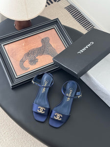 SE1628 Chanel Sandals / Size5-10