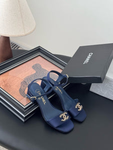 SE1628 Chanel Sandals / Size5-10