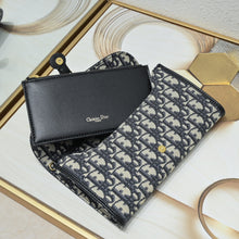 Load image into Gallery viewer, DR288 Dior Bobby East-West Pouch with Chain / 8.5 x 4.5 x 1.5 inches
