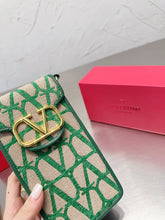 Load image into Gallery viewer, VLTN086 LOCÒ TOILE ICONOGRAPHE PHONE CASE WITH CHAIN / W3.9xH7.0xD1.6 in.
