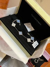 Load image into Gallery viewer, JW761 VCA Bracelet
