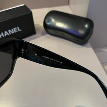 Load image into Gallery viewer, JW863 CC Eyewear
