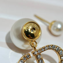 Load image into Gallery viewer, JW862 CD Earrings
