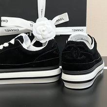 Load image into Gallery viewer, SE1179 CC Sneakers / Size5-10
