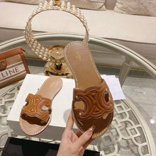 Load image into Gallery viewer, SE1549 CELINE TRIOMPHE MULE in CALFSKIN / Size5-11
