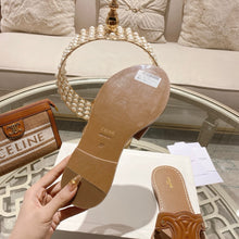Load image into Gallery viewer, SE1549 CELINE TRIOMPHE MULE in CALFSKIN / Size5-11
