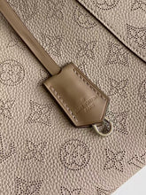 Load image into Gallery viewer, LB1570 LV Hina Small Bucket Tote Bag / HIGHEST QUALITY VERSION / 34×18.5×13cm
