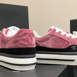 SE1181 CC Sneakers / Size5-10