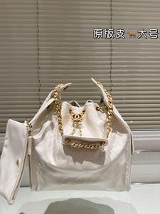 CC1137 CHANEL 25 Medium Handbag / 13.8x12.6x5.5inch