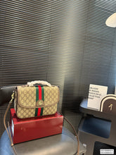 Load image into Gallery viewer, GC741 Ophidia Small/Medium Top Handle Bag
