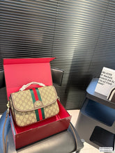 Load image into Gallery viewer, GC741 Ophidia Small/Medium Top Handle Bag
