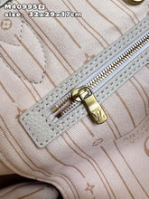 Load image into Gallery viewer, LB815 Neverfull MM / HIGHEST QUALITY VERSION / 12.2 x 11 x 5.5 inches
