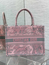 Load image into Gallery viewer, DR289 Small/Medium/Large Dior Book Tote / HIGHEST QUALITY VERSION
