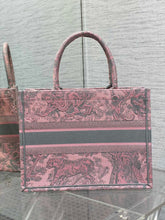 Load image into Gallery viewer, DR289 Small/Medium/Large Dior Book Tote / HIGHEST QUALITY VERSION
