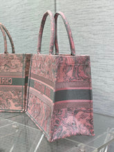 Load image into Gallery viewer, DR289 Small/Medium/Large Dior Book Tote / HIGHEST QUALITY VERSION
