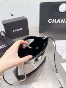 CC780 CHANEL 31 Mini Shopping Bag / 8.6 × 9 × 2.1 in