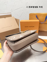 Load image into Gallery viewer, LB851 Pochette Métis / 9.8 x 7.5 x 2.8 inches
