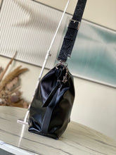 Load image into Gallery viewer, LB1202 Vagabond Hobo / 15 x 13.8 x 4.7 inches / HIGHEST QUALITY VERSION
