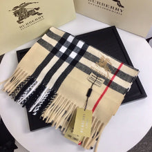 Load image into Gallery viewer, CLTH428 Burberry Check Cashmere Scarf / 168 x 30cm/66.1 x 11.8in
