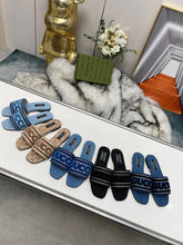 Load image into Gallery viewer, SE1376 GG Slide Sandals / Size5-11
