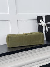 Load image into Gallery viewer, CC1498 Chanel 26B Classic Flap Maxi Bag / HIGHEST QUALITY VERSION / 38×26×11cm
