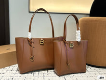 Load image into Gallery viewer, BCG057 Women&#39;s Hourglass Soft Small/Large Tote Bag
