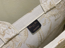 Load image into Gallery viewer, DR290 Small/Medium/Large Dior Book Tote / HIGHEST QUALITY VERSION
