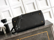 Load image into Gallery viewer, CC1499 Chanel 27C Boston Bowling Bag / HIGHEST QUALITY VERSION / 27×14×16cm
