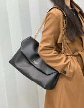 Load image into Gallery viewer, PD275 Large Leather Shoulder Bag / 9.1x15x4.5inches / HIGHEST QUALITY VERSION
