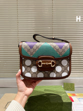 Load image into Gallery viewer, GC594 Gucci Horsebit 1955 Shoulder Bag / 9.8&quot;W x 7&quot;H x 3.1&quot;D
