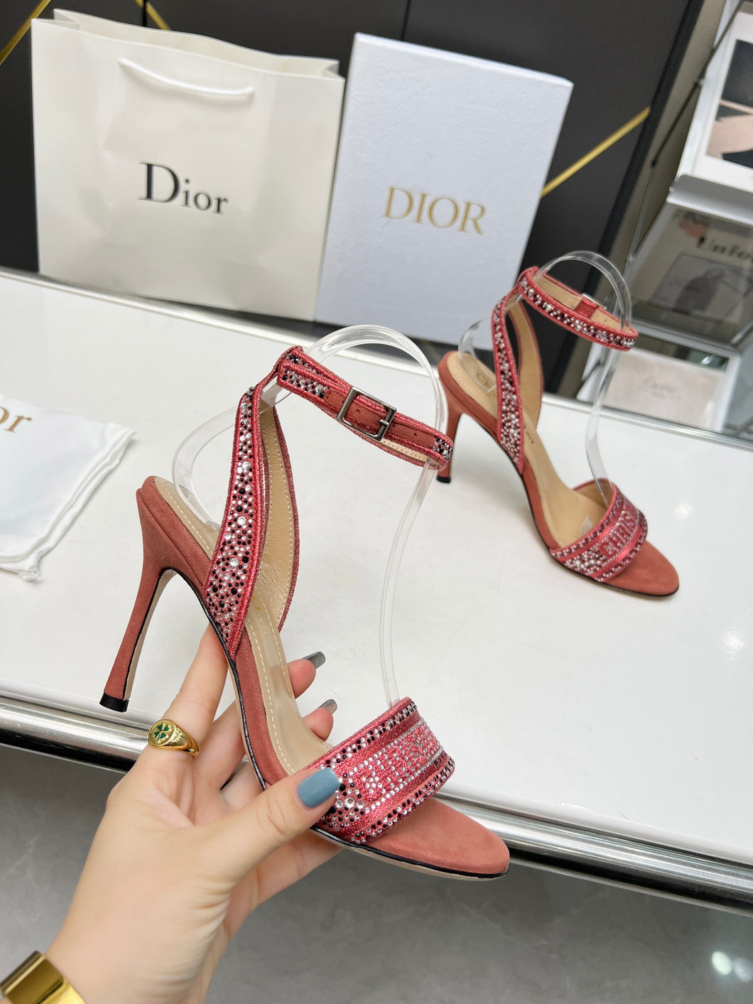 SE1110 DR Dway Heeled Sandal /  Size5-10