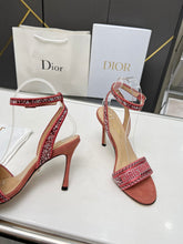 Load image into Gallery viewer, SE1110 DR Dway Heeled Sandal /  Size5-10
