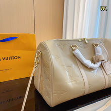 Load image into Gallery viewer, LB892 Travel Bag / 19.8x9x11inch
