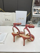 Load image into Gallery viewer, SE1110 DR Dway Heeled Sandal /  Size5-10
