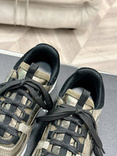 Load image into Gallery viewer, SE1692 Chanel Sneakers / Size5-11
